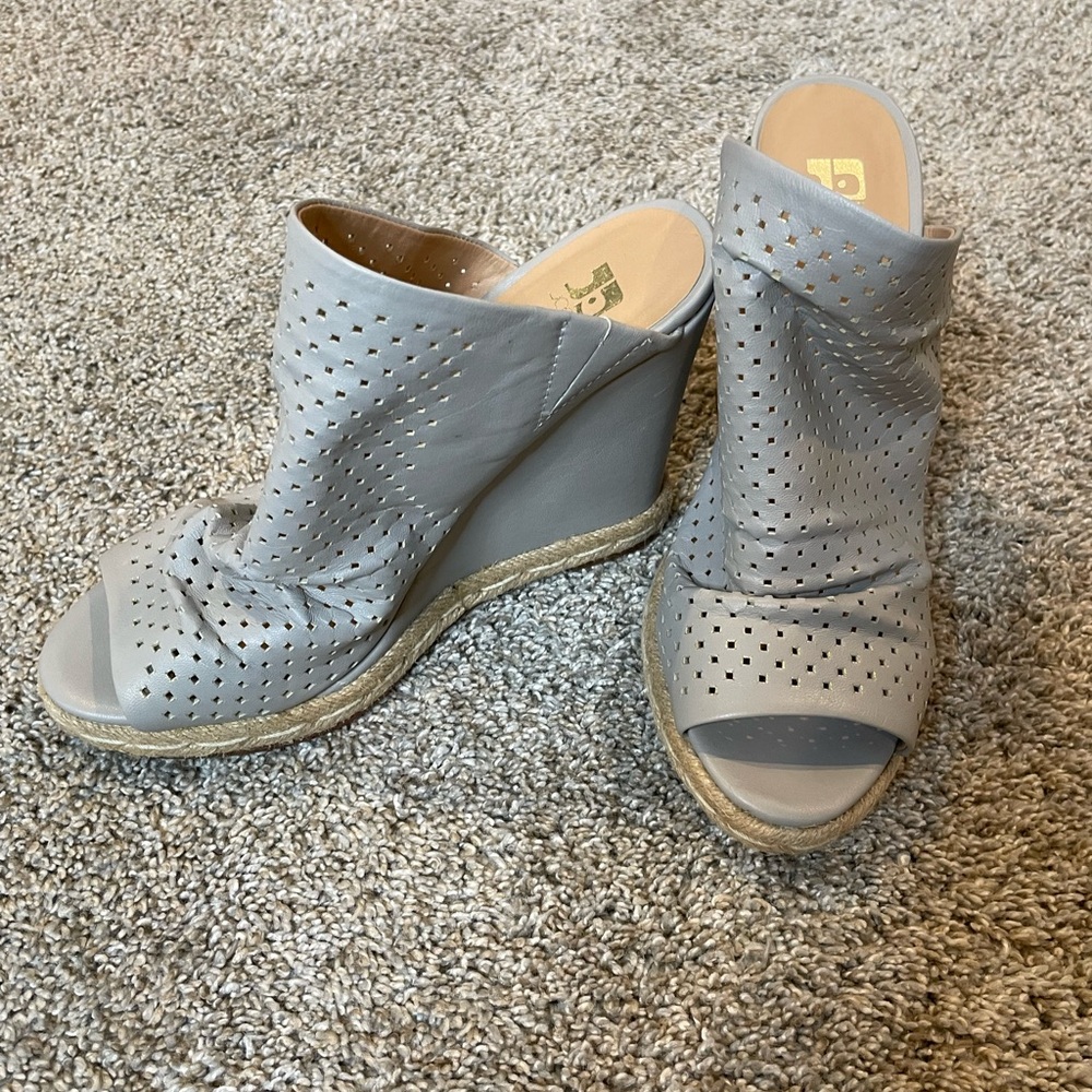 JOE’S Gray wedge size 8.5 - Picture 2 of 5